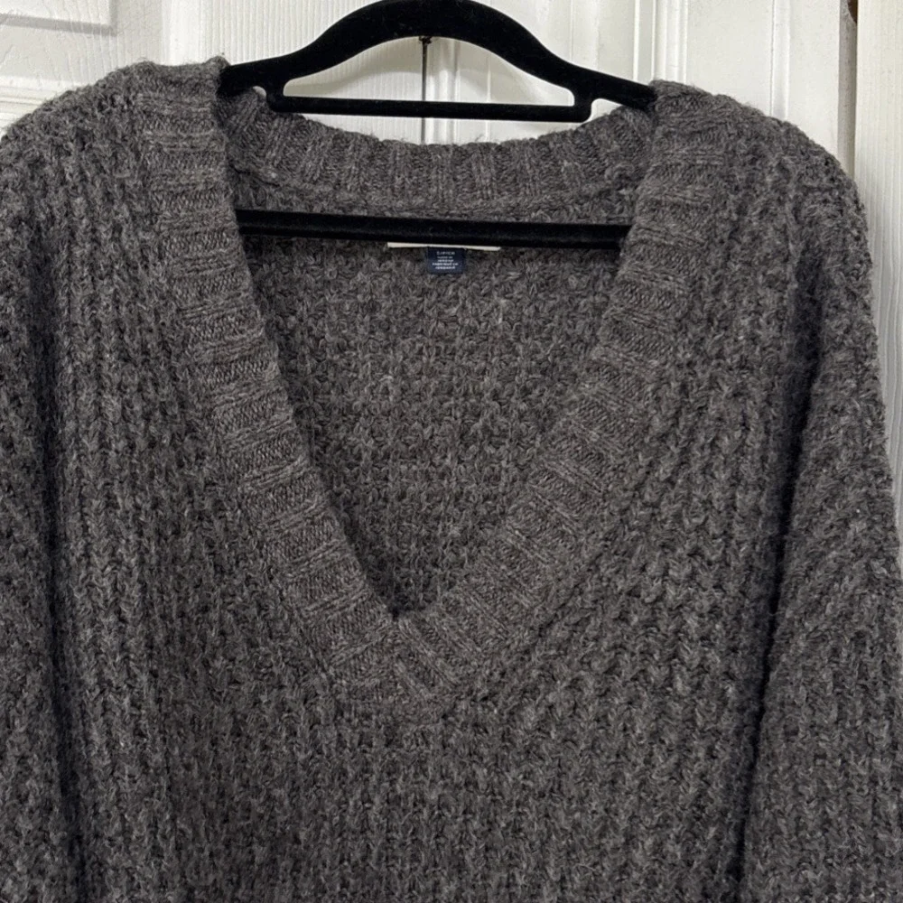American Eagle Women's Whoa So Cozy Waffle Knit Sweater S Gray Oversized V-Neck